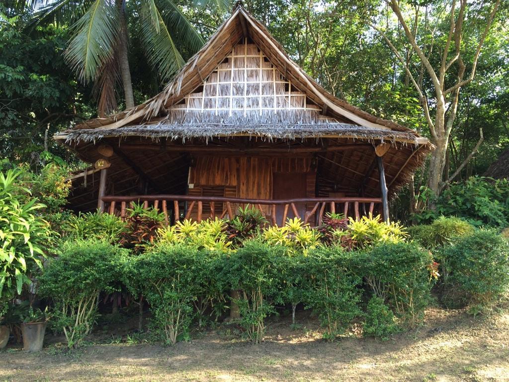 Kohjum Freedom Resort Koh Jum Dış mekan fotoğraf