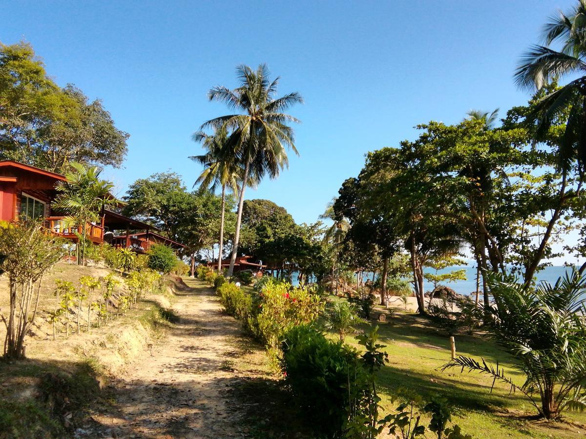 Kohjum Freedom Resort Koh Jum Dış mekan fotoğraf