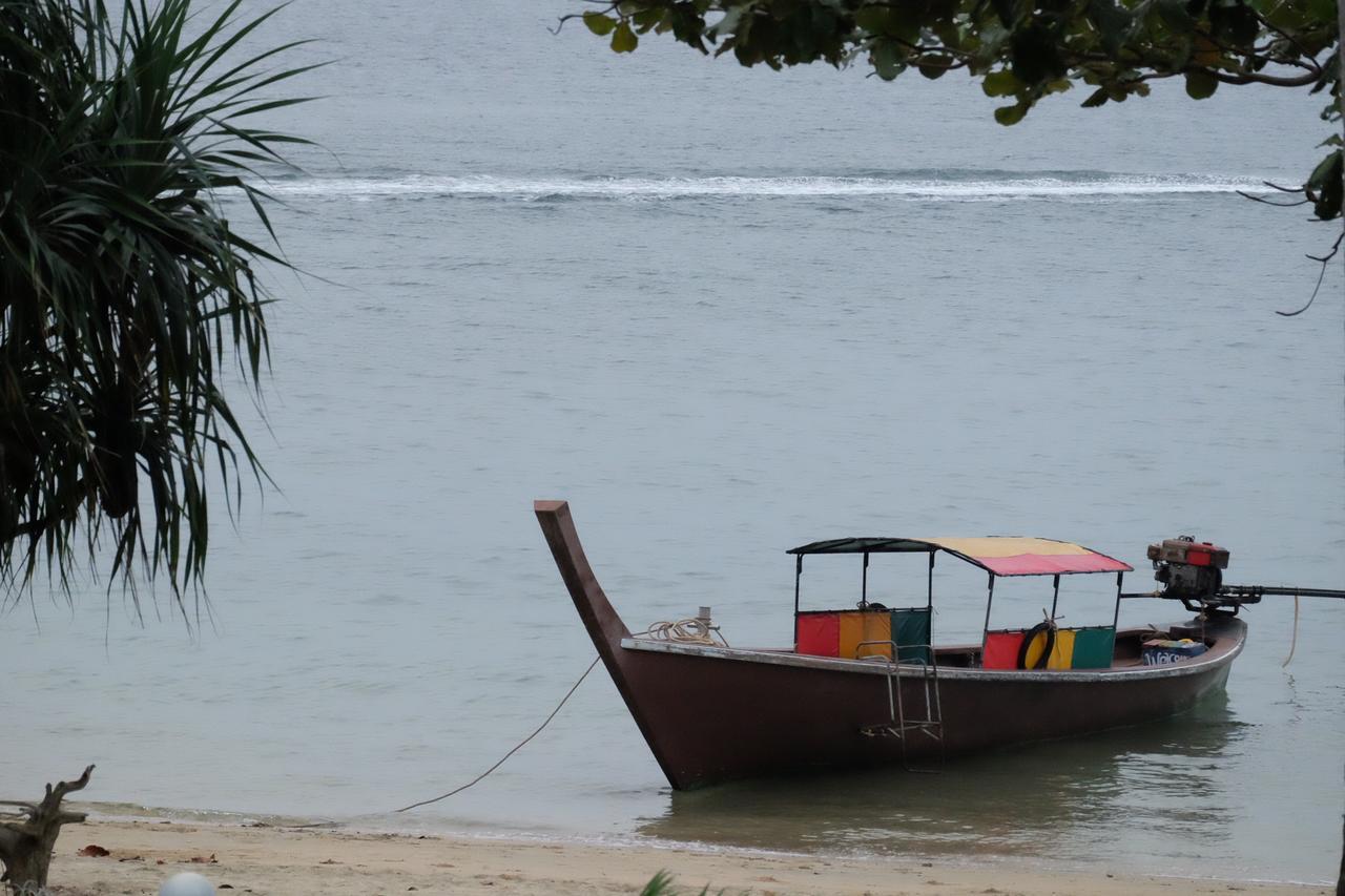 Kohjum Freedom Resort Koh Jum Dış mekan fotoğraf